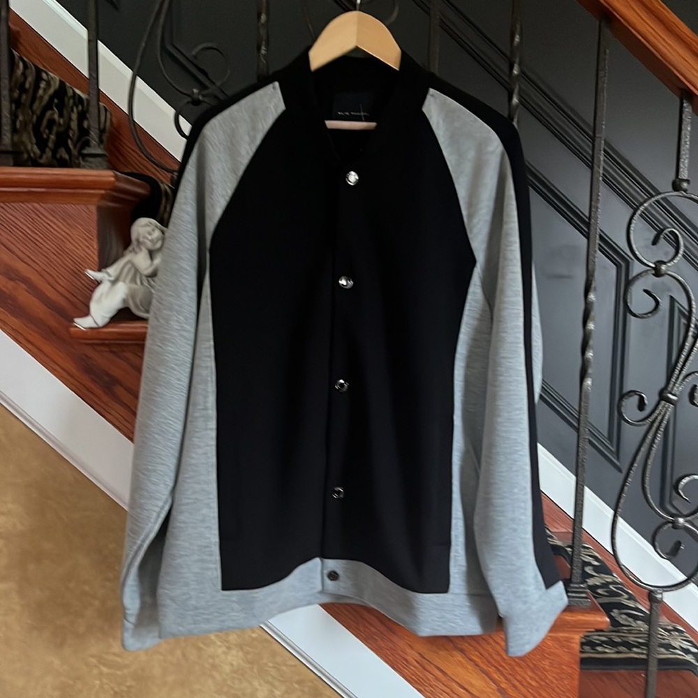 Men’s Elie Tahari Black and Gray Varsity Two- Tone Bomber Jacket Size LG